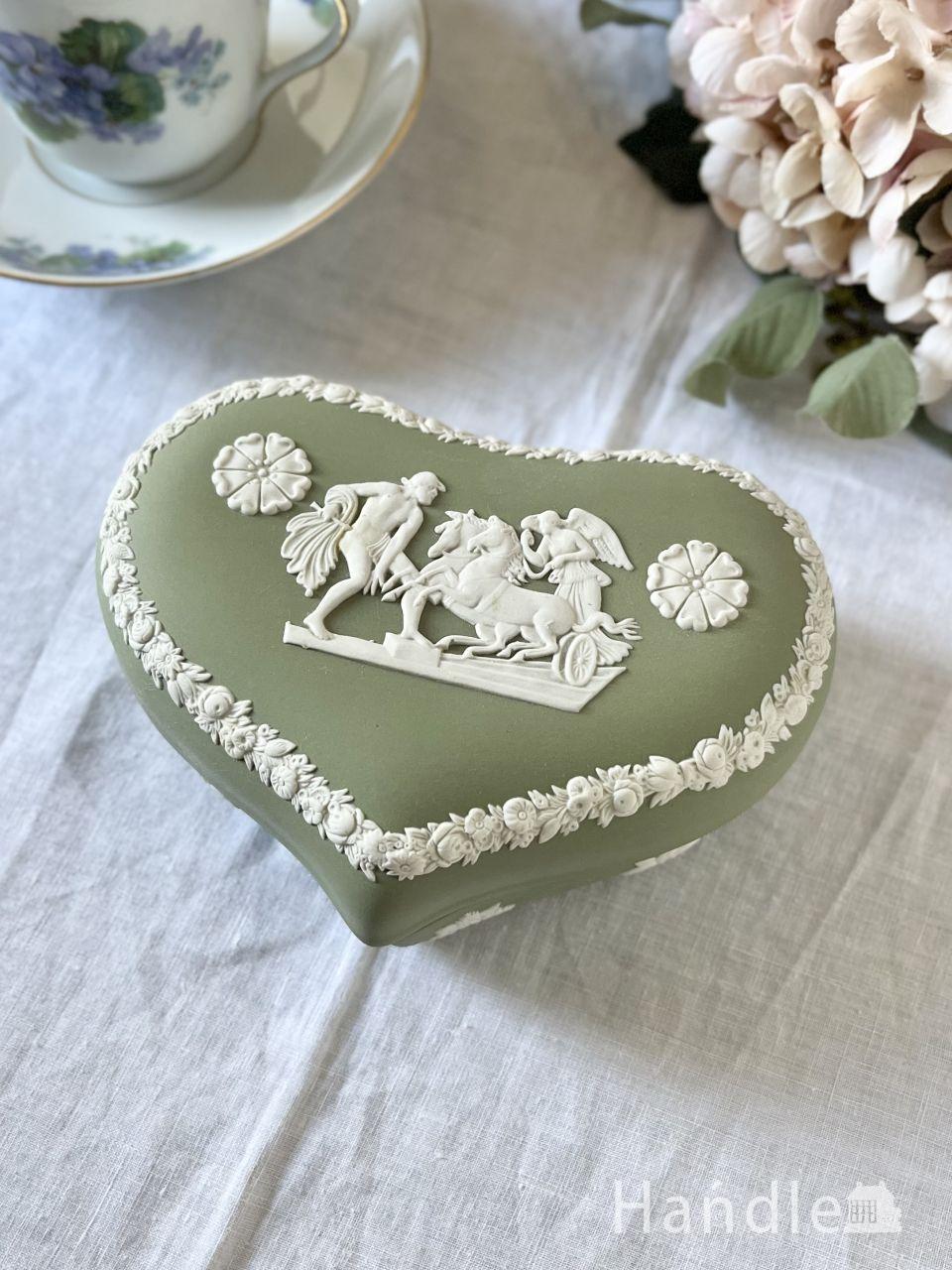 アンティークウェッジウッドのジャスパーウェアのフタ付き小物入れ