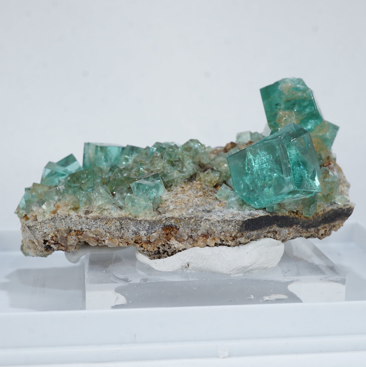 イギリス ロジャリー鉱山産 フローライト |ハッピーギフト – 天然石