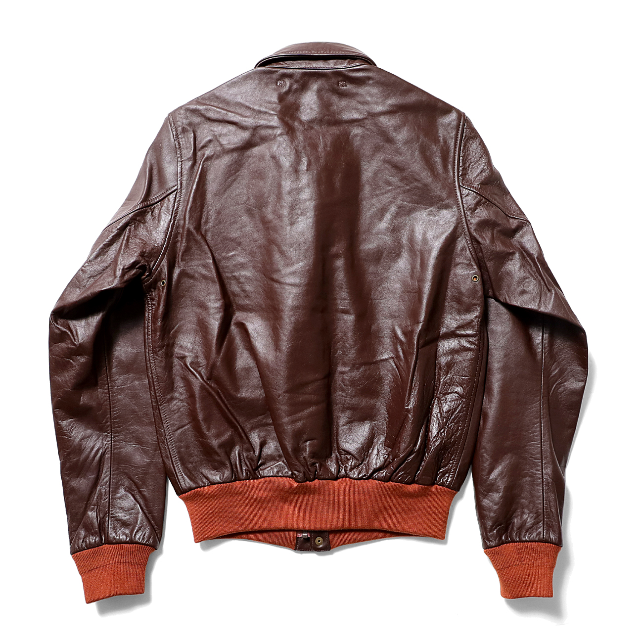 ボディ全体に“馬革”を使用したこだわりの『A-2レザージャケット