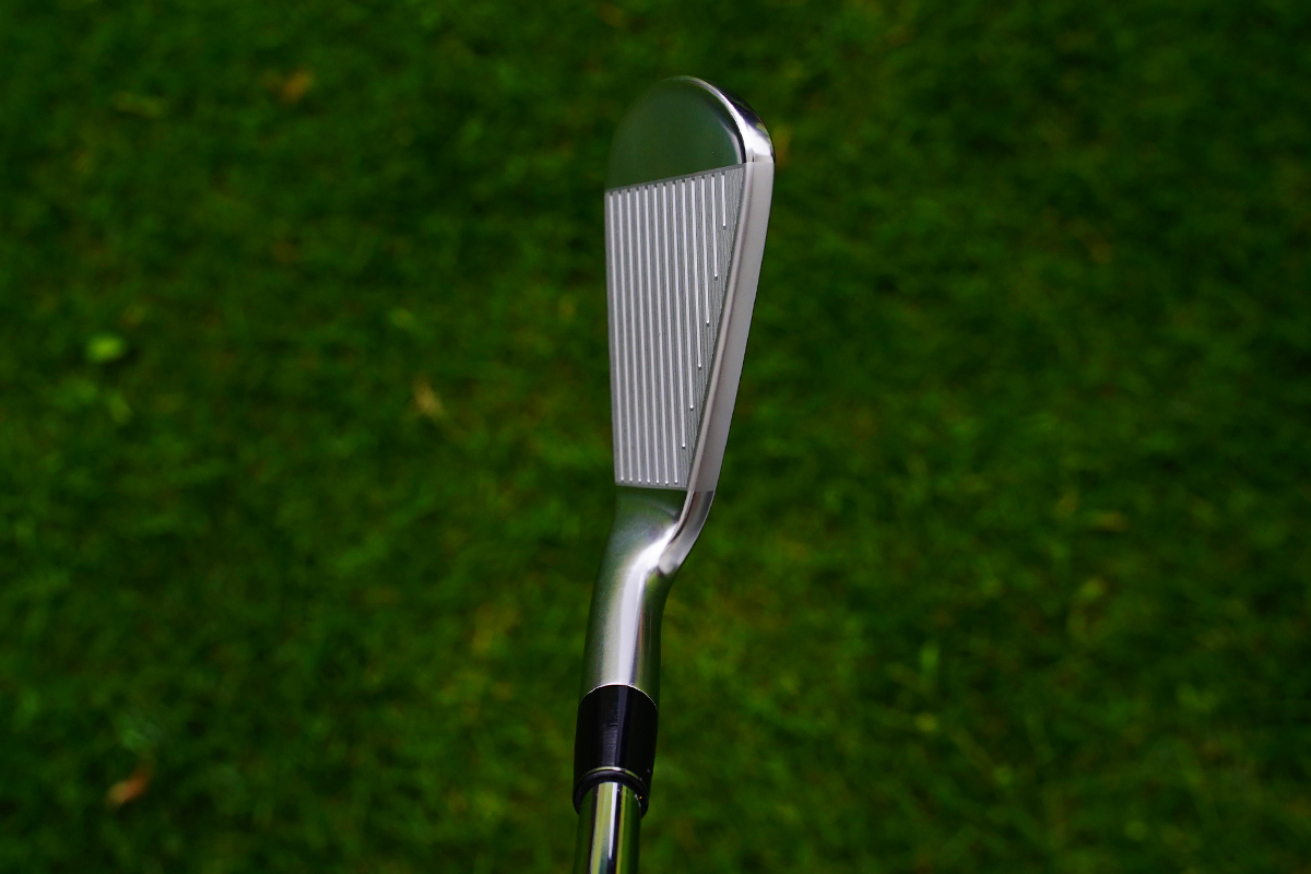 スリクソン未発表の「ZXi」が日本にも 稲森佑貴は“総とっかえ”プランも