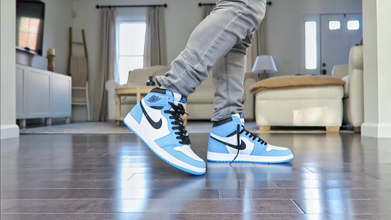 Air Jordan 1 Retro High “University Blue” Review + ON FEET - YouTube