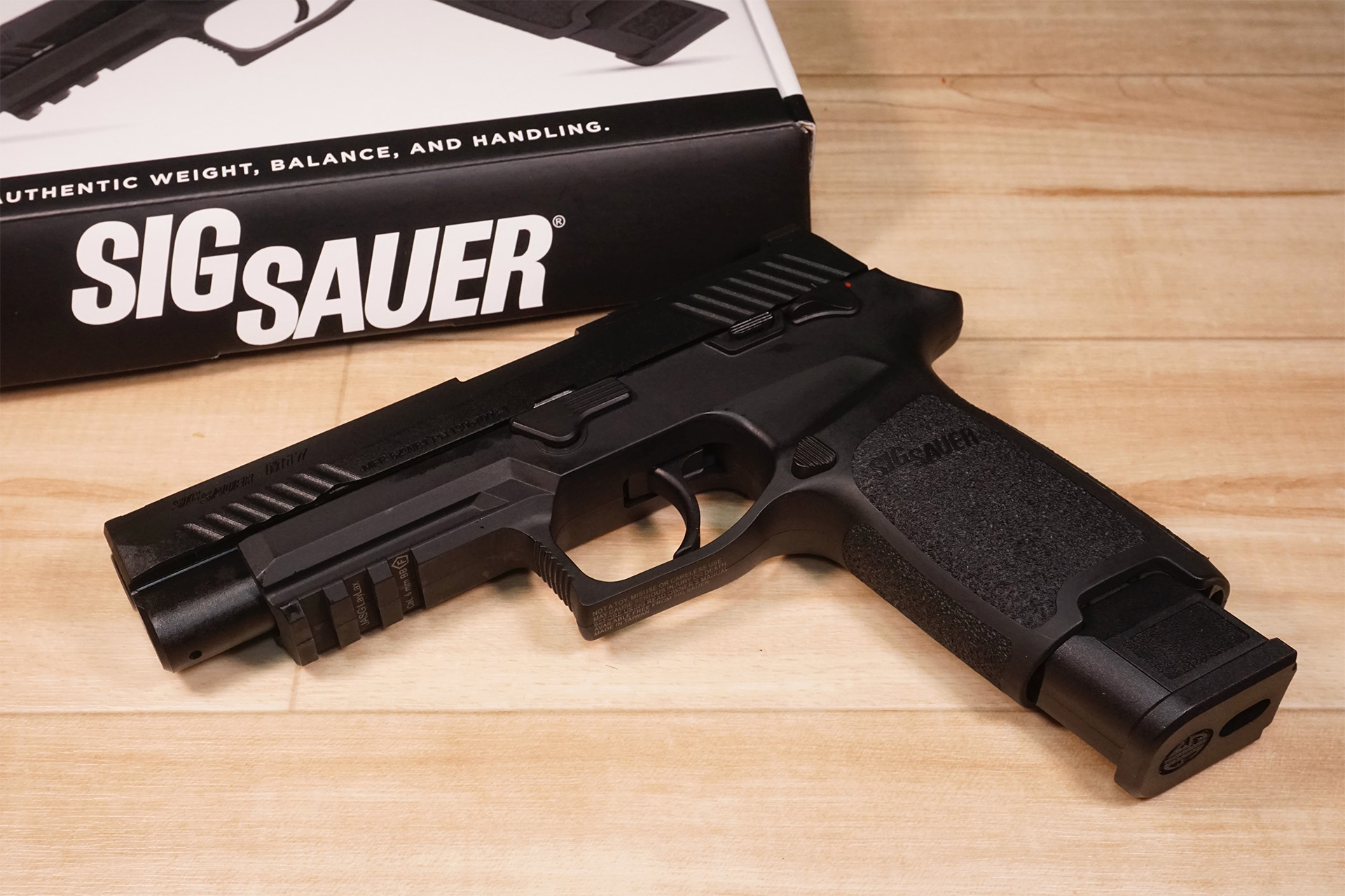 SIG SAUER ProForce M17 CO2 GBB ブラックを購入したのでレビューし