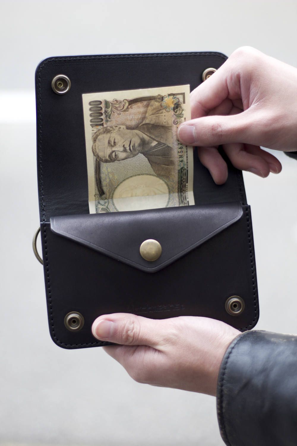 blackmeans - 945-72GAC195-1(BLACK,RED,CAMEL) | HAZE