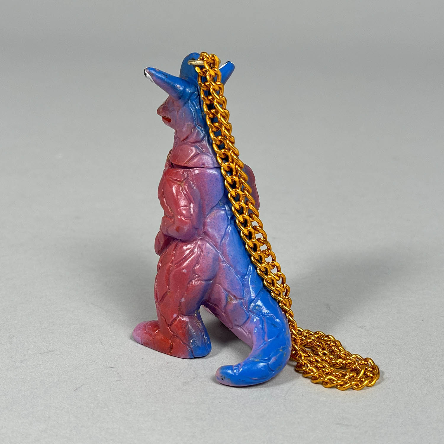 2321] エレキングタイプ怪獣 ミニソフビペンダント 紫成型