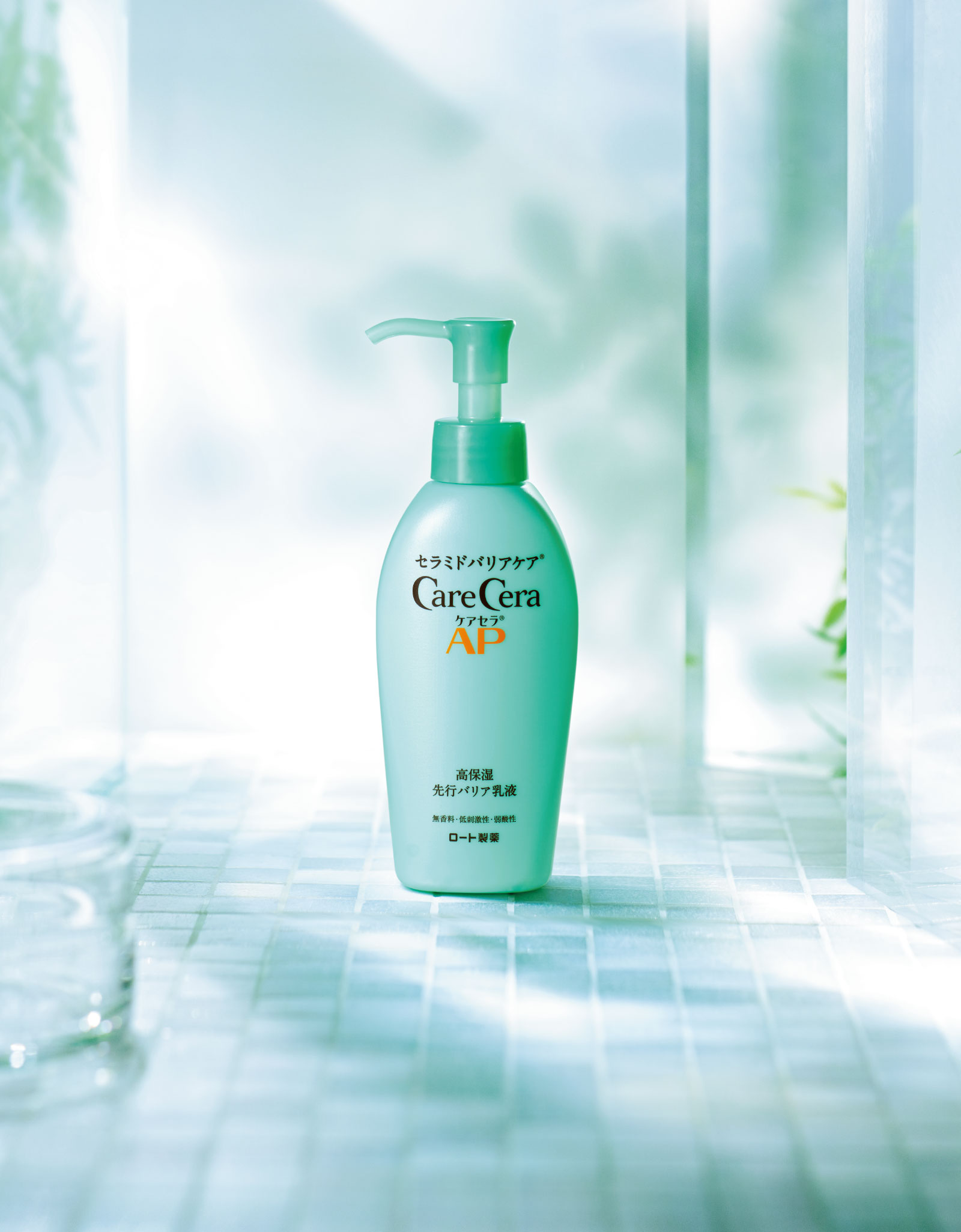 神崎恵さんに聞く！ゆらぎやすい秋はじめの美肌法とは？ – STORY