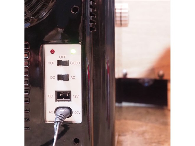 ボタンを押すと“ガランッ”と出てくる「大人のインテリア 自動販売機型