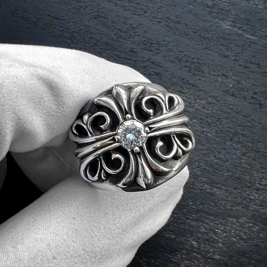 CHROME HEARTS（クロムハーツ） キーパーリング ダイヤモンド 19号