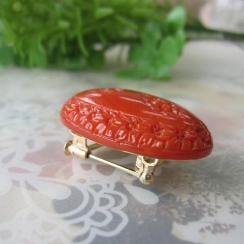 日本・高知産赤珊瑚の桜の彫り 帯留め兼ブローチ/K18 /帯/着物/和装