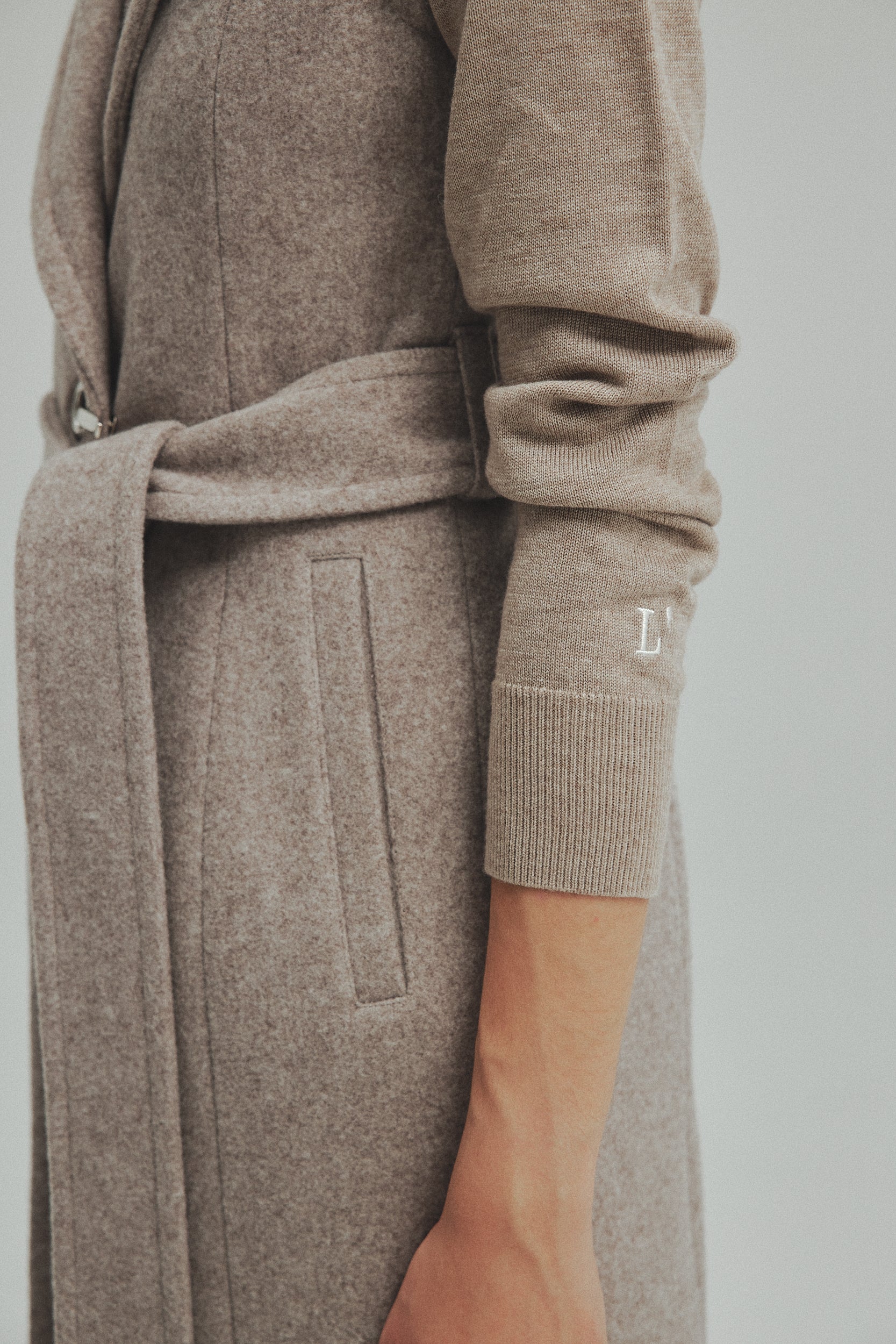 Belted Wool long gilet – L'AUBE BLANC