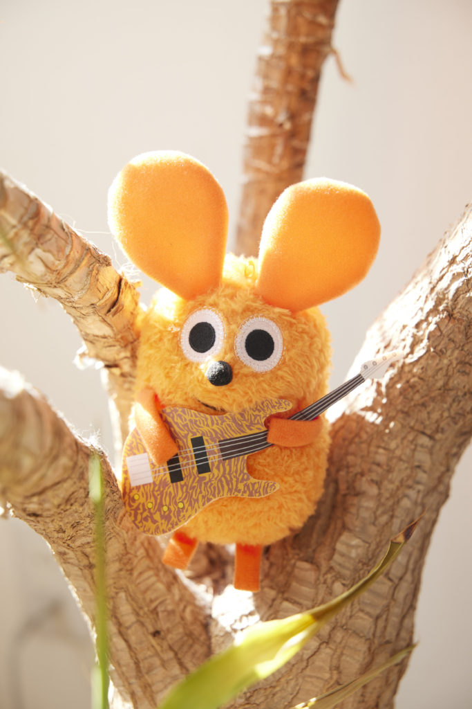 FRDCデビュー10周年のお祝いを、フレデリックと。 FRDCとレオ・レオニ