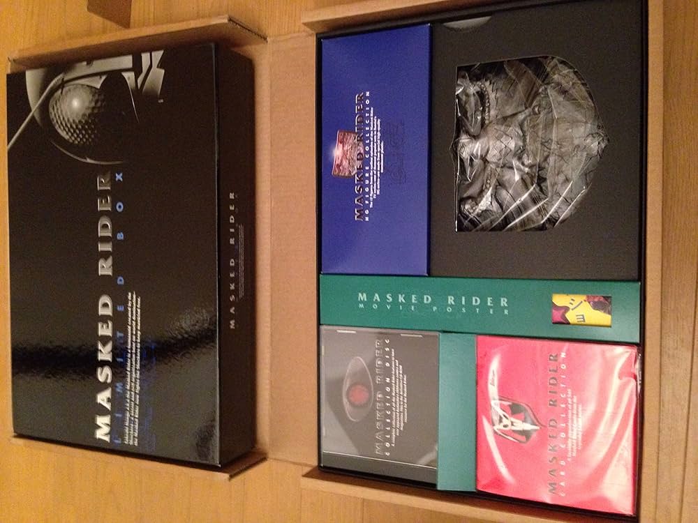 仮面ライダーLIMITED BOX |本 | 通販 | Amazon