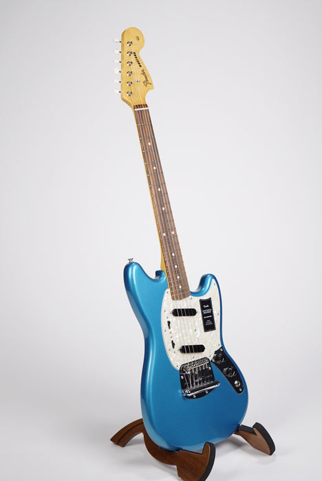 2022 Fender Vintera® '60s Mustang®, Pau Ferro Fingerboard, Lake