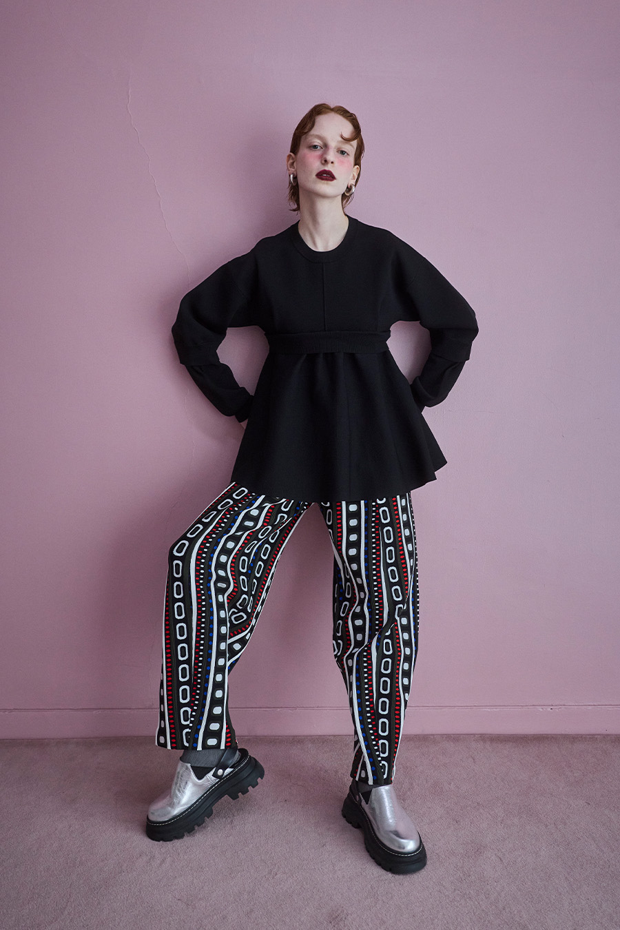 OMMO ONLINE STORE / LAYERED FLARE KNIT TOP