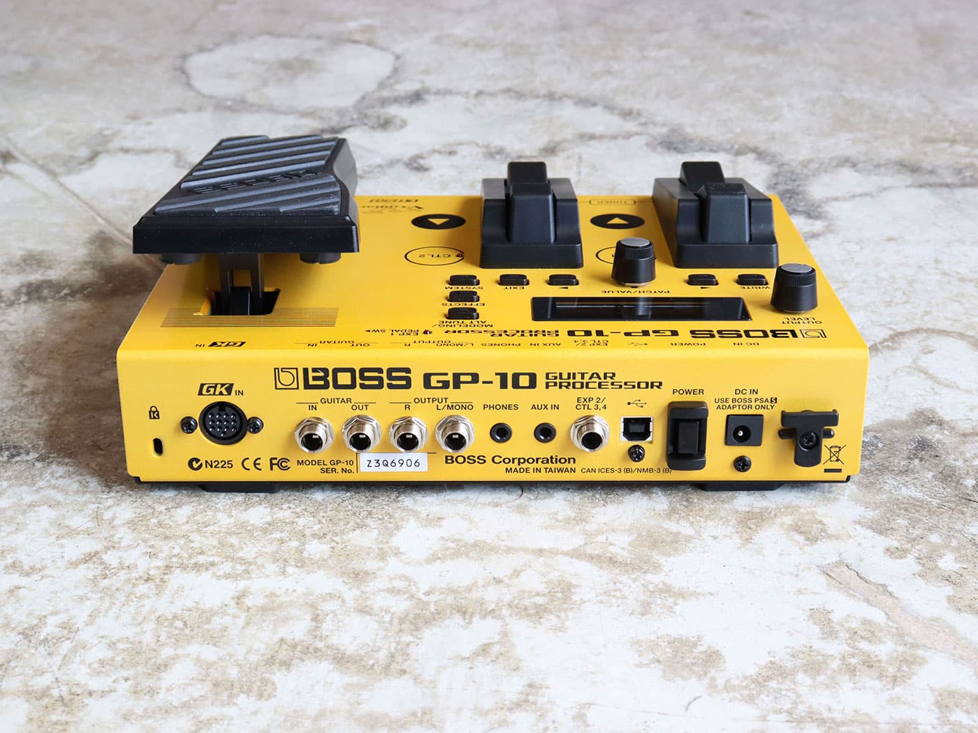 中古・美品】BOSS GP-10 with Roland GK-3 ギタープロセッサー