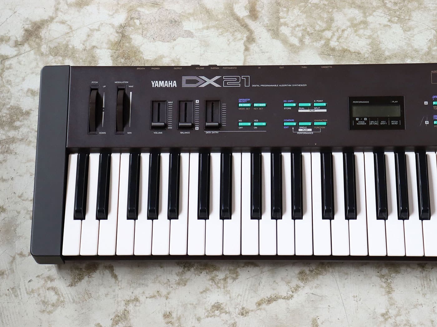中古】YAMAHA DX21 シンセサイザー - 神奈川県の中古楽器店 パプリカ