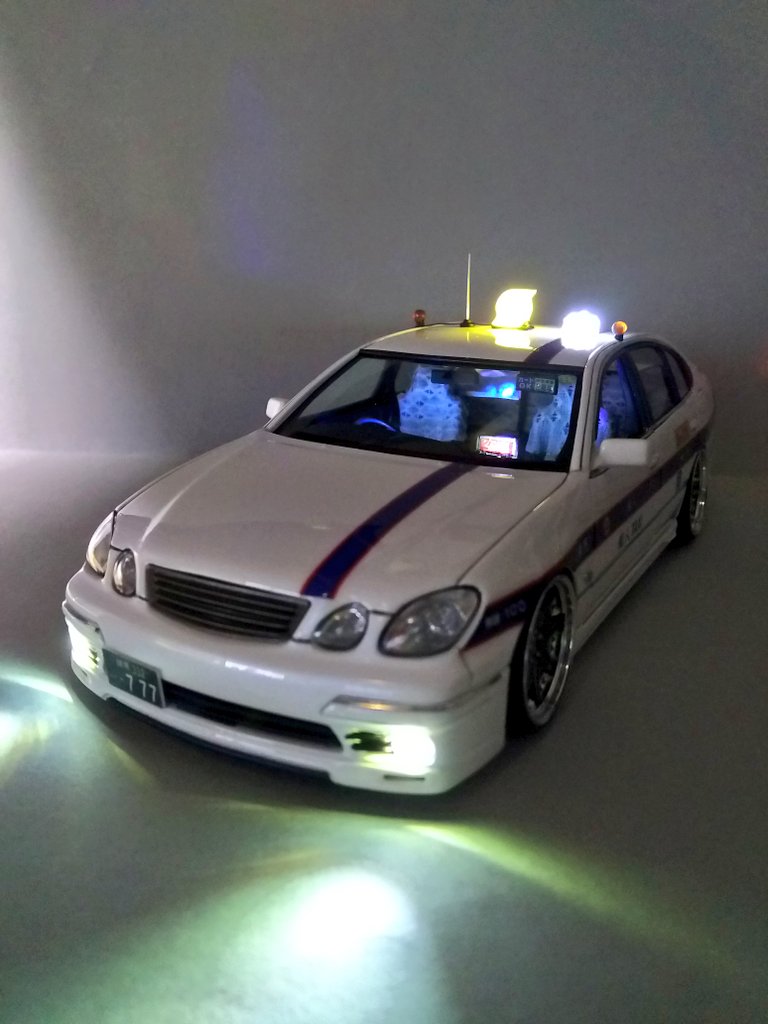 アオシマ 16アリスト個人タクシー K.BREAK仕様完成(^o^) Rドア開閉