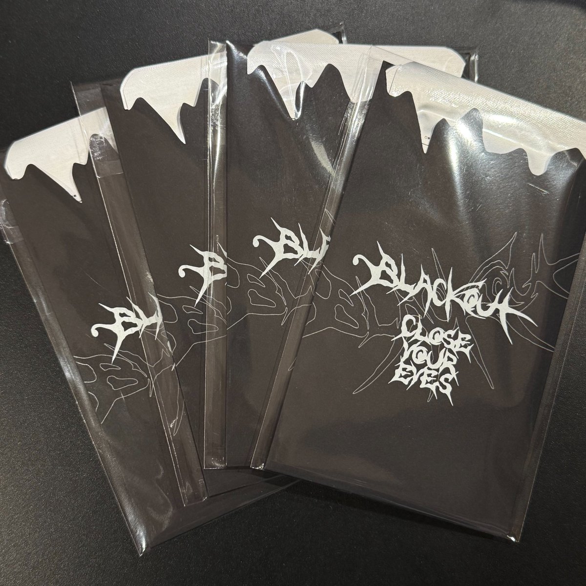 CLOSEYOUREYES】 3rd Mini Album『blackout』 イベント対象商品販売