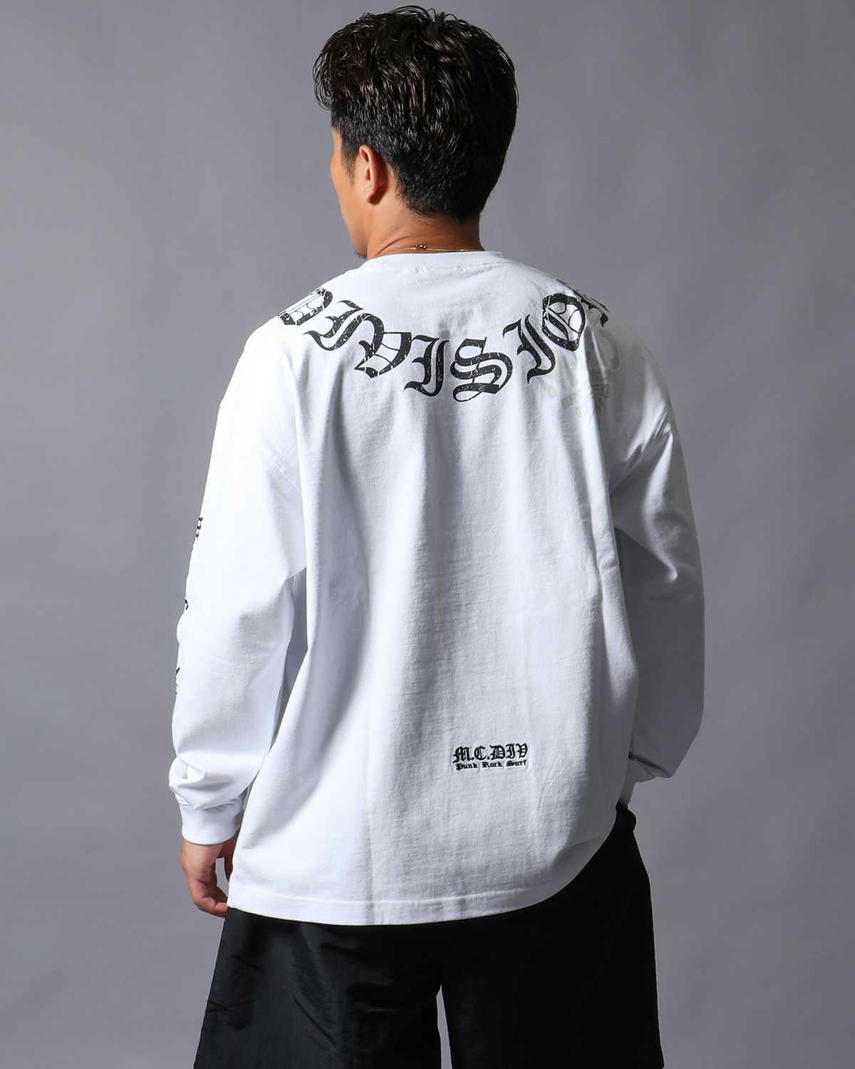 MCD] アラウンド ザ ネック ロゴ ロンT | PEET ONLINE STORE