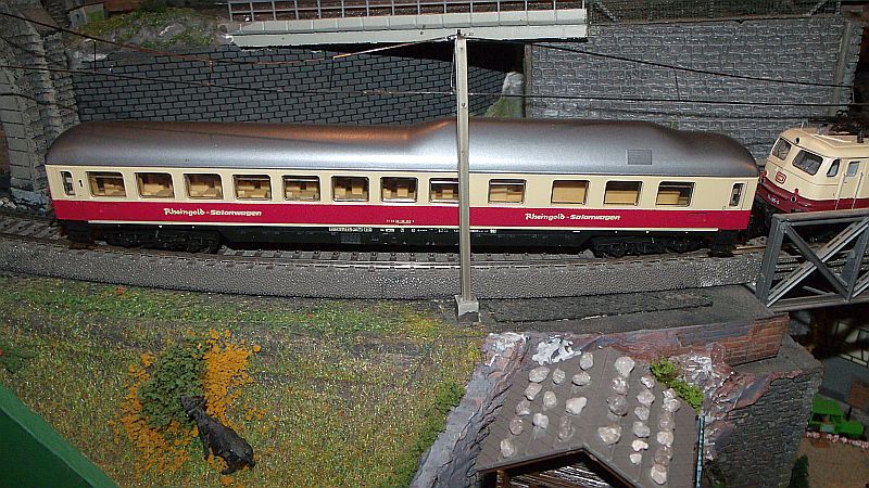 Personenwagen » [Lima:] Rheingold Salonwagen