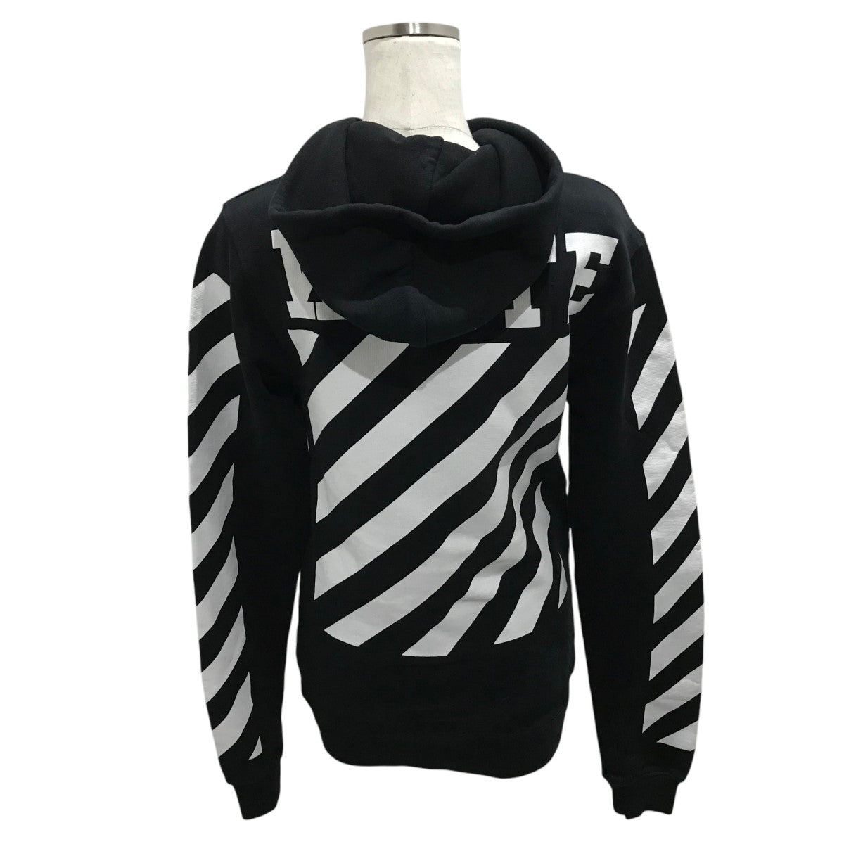 OFFWHITE(オフホワイト) プリントプルオーバーパーカー ブラック