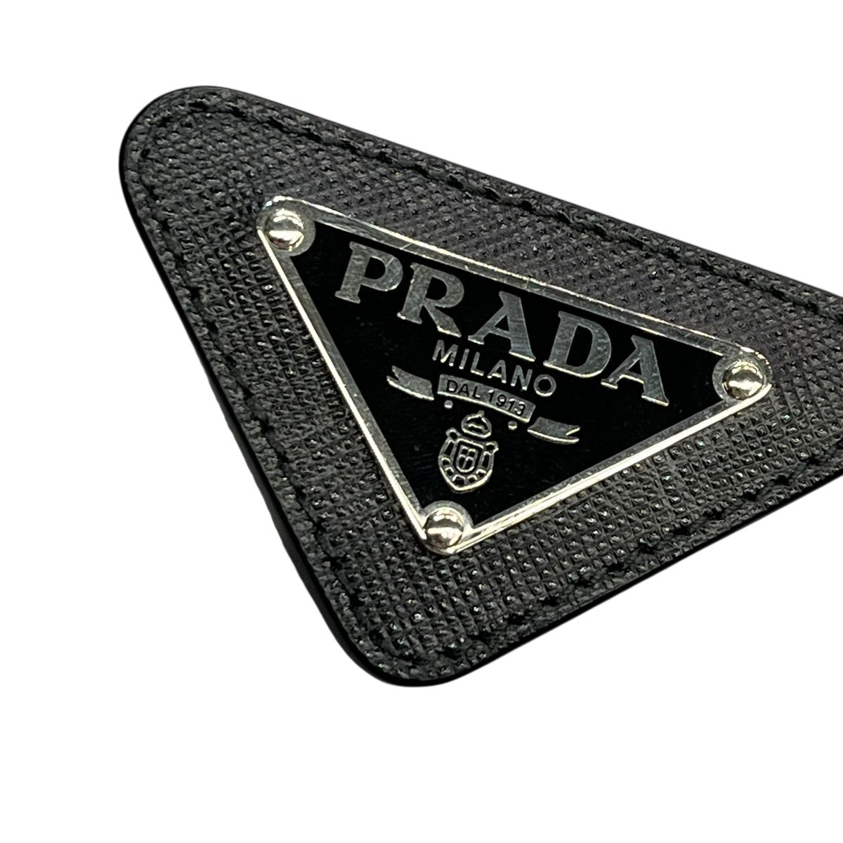 PRADA(プラダ) ブローチ ブラック サイズ -｜【公式】カインドオル