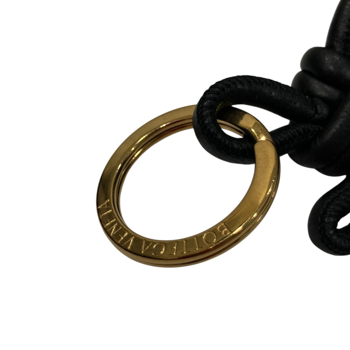 BOTTEGA VENETA(ボッテガヴェネタ) トライアングルキーリング ブラック