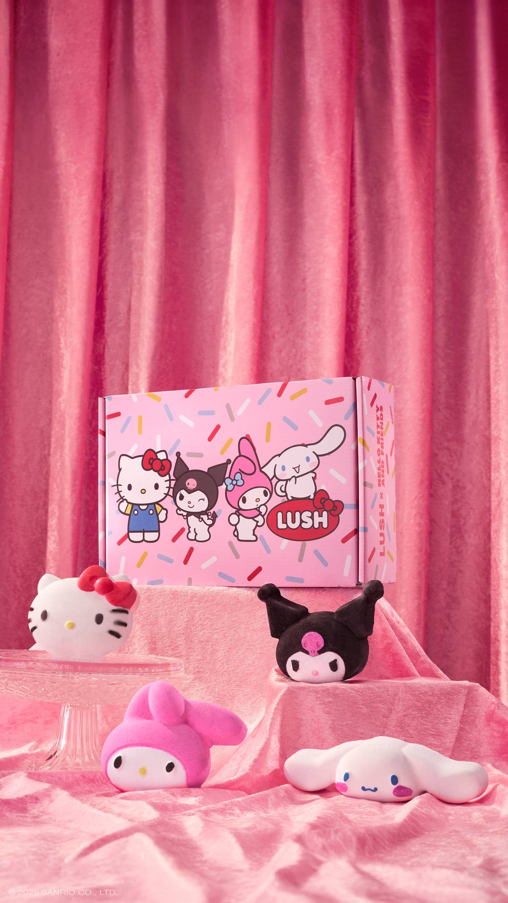 LUSH（ラッシュ） ハローキティ＆フレンズ ギフト 限定 バスボム 入浴