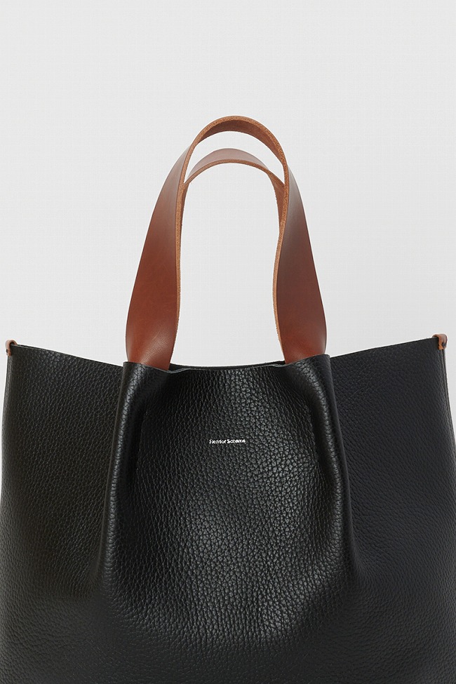 Hender Scheme（エンダースキーマ） ピアノバッグ ミディアム piano