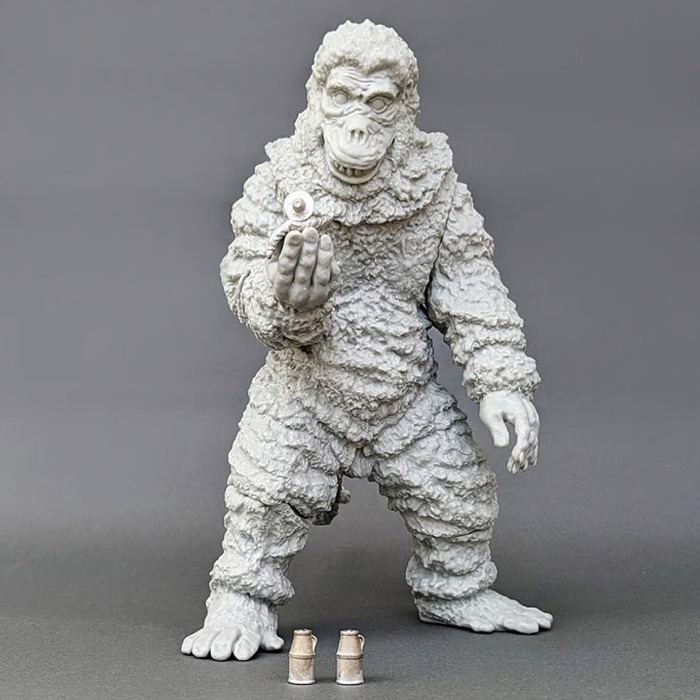 ビリケン商会から2002年以来となる『ウルトラQ』の「ゴロー」が登場