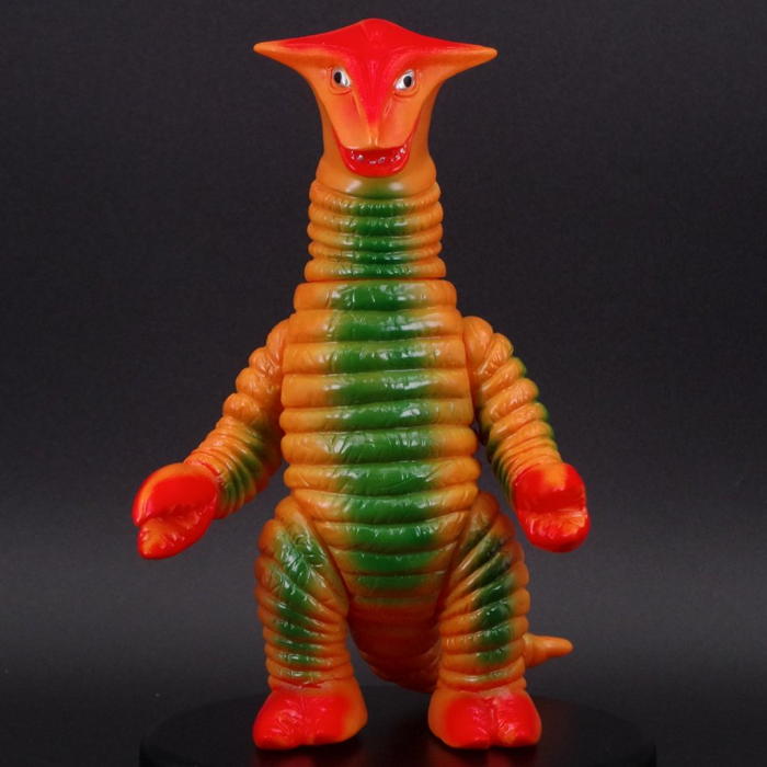 ブルマァクから「岩石怪獣サドラ」が「オレンジ」で出現！ | sofvi.tokyo