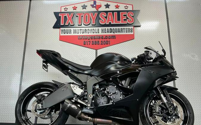 Kawasaki Ninja ZX-6R 40th Anniversary Edition ABS motorcycles for