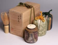茶道具 伊勢崎満 備前焼 肩衝茶入 仕覆(2点) 共箱 陶歴 陶芸【CM340