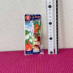 クレヨンしんちゃん 青森限定 ねつけ ストラップ ょ - メルカリ