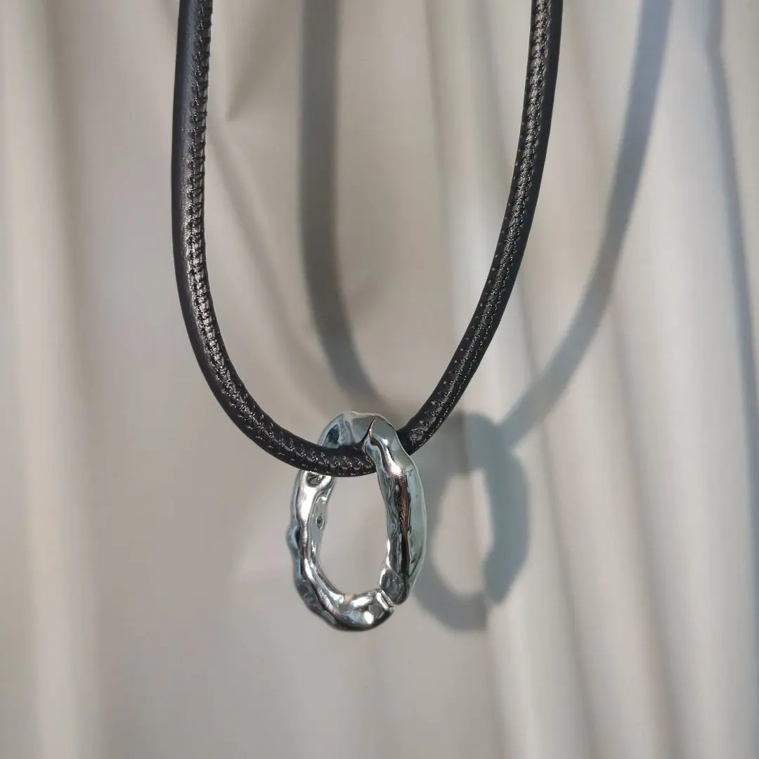 2026年最新】strong void leather necklaceの人気アイテム - メルカリ