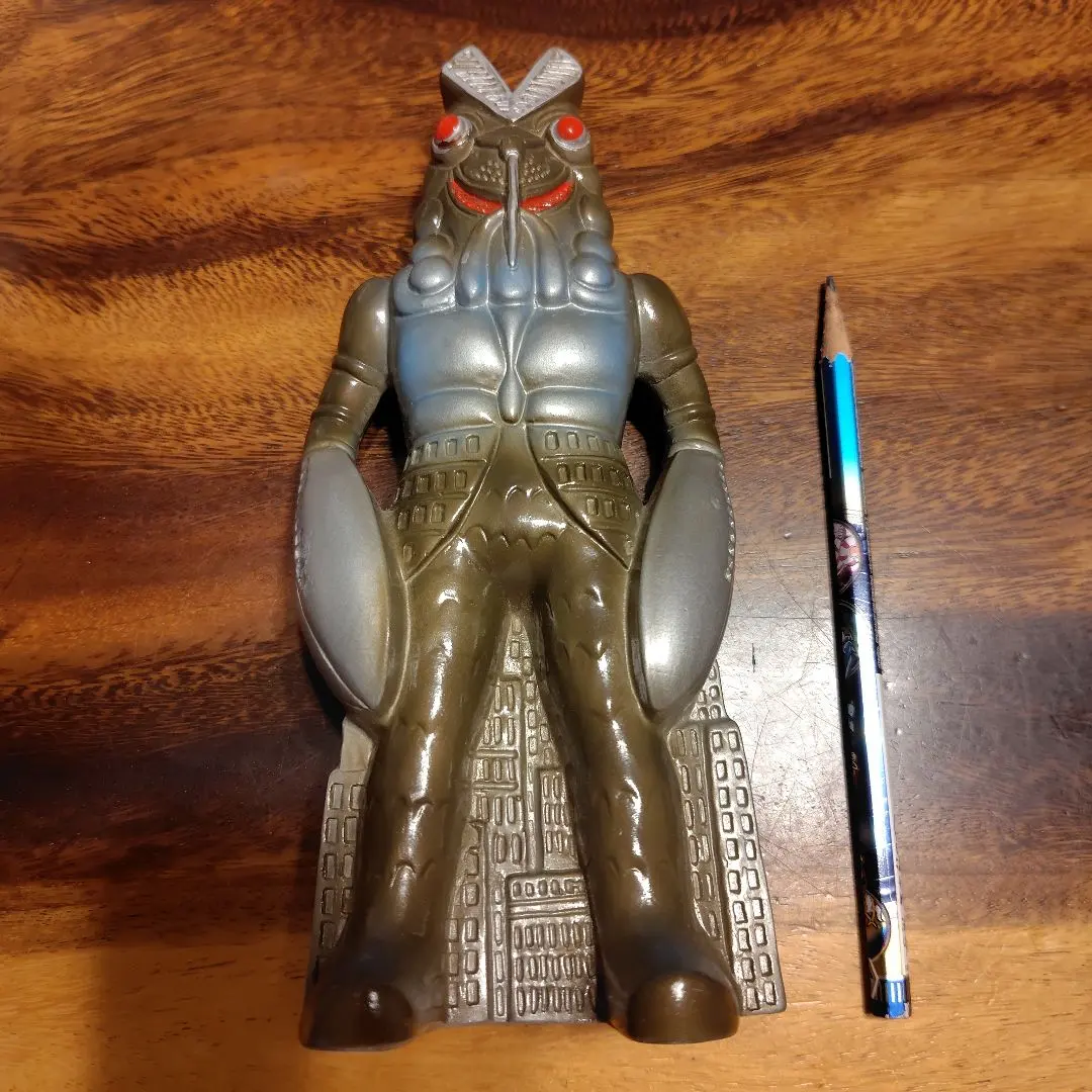 2026年最新】バルタン星人貯金箱の人気アイテム - メルカリ