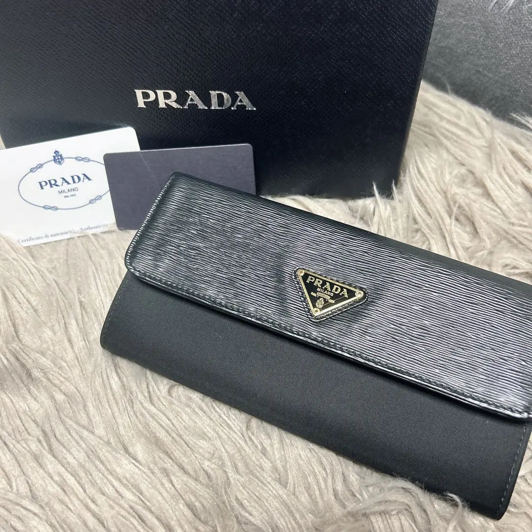 2026年最新】PRADA プラダ PORTAFOGLIOの人気アイテム - メルカリ