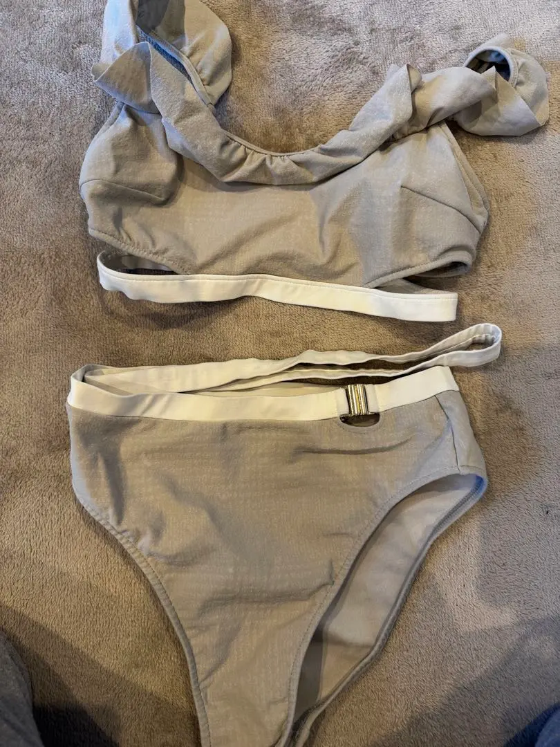 2026年最新】herlipto 水着の人気アイテム - メルカリ