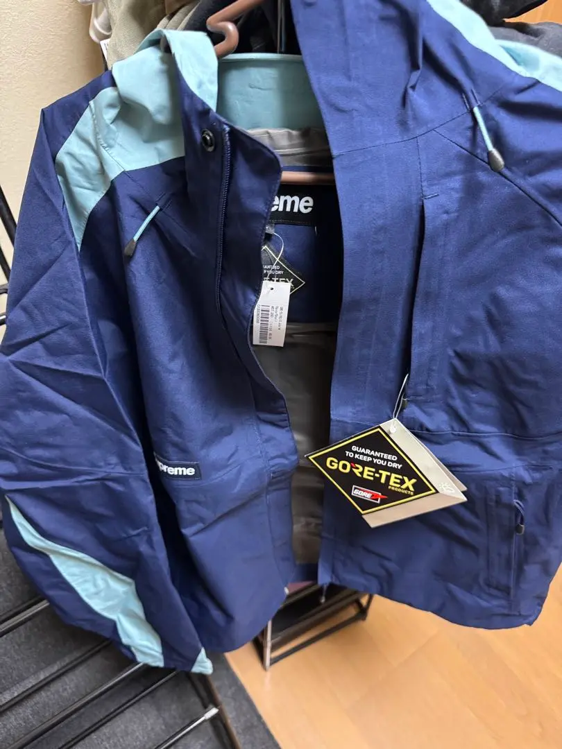 2026年最新】supreme gore-tex paclite suitの人気アイテム - メルカリ