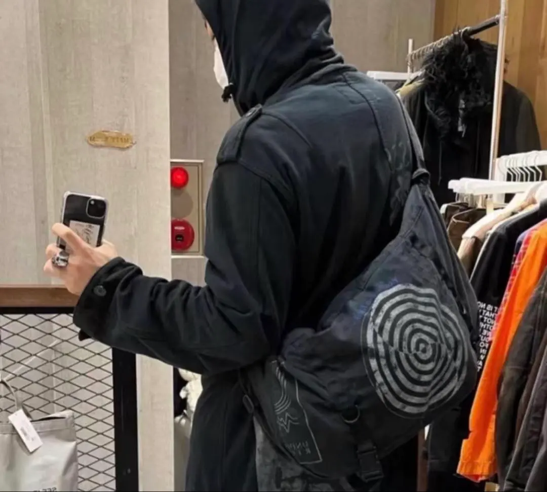 2026年最新】アンダーカバー UNDERCOVER メッセンジャーバッグの人気