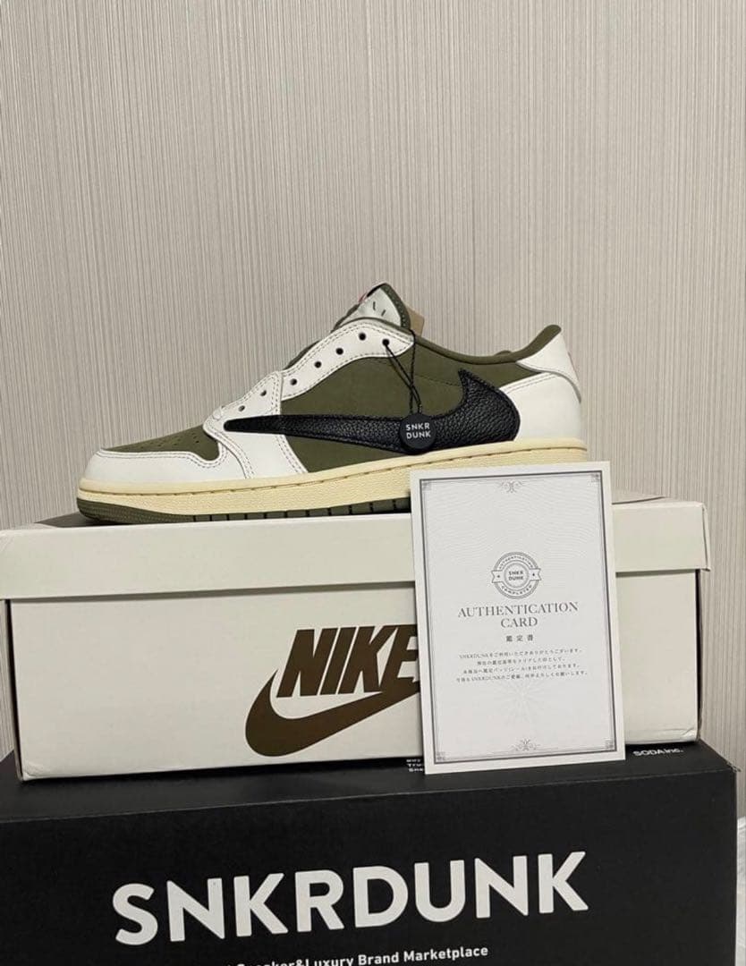 トラヴィススコット エアジョーダン1LOW リバースオリーブ 26.5cm