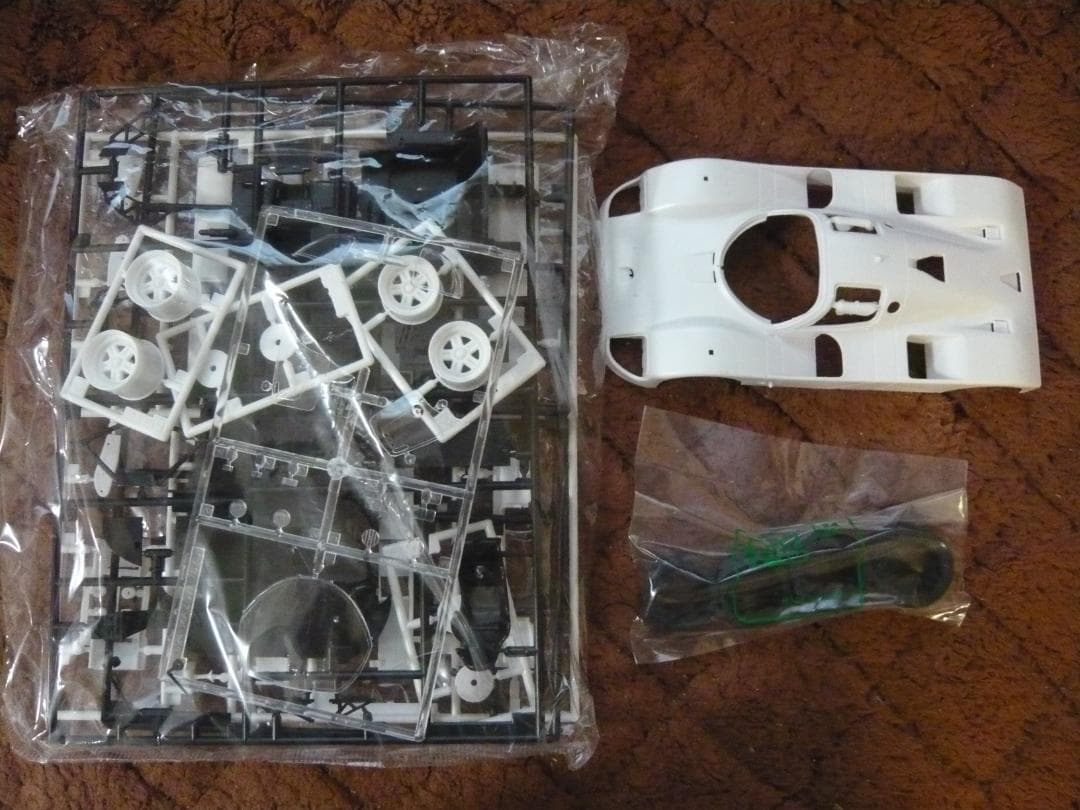 初版版 【初版品】ハセガワ模型1/24、マツダ767B、3チーム、3台