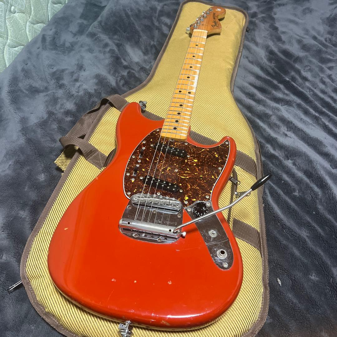 1978Fender Mustang メイプルネック Vintage 1978 Fender Mustang - Ash Body Sunburst, with original case
