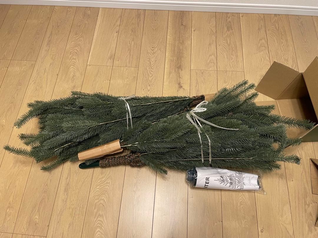 クリスマスツリー IKEA イケア 約200cm 装飾付き - メルカリ