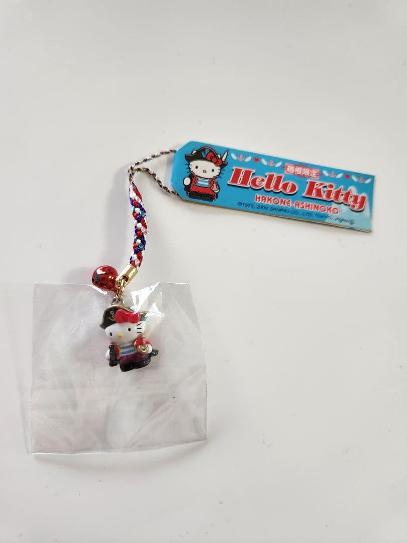 箱根　芦ノ湖限定　海賊バージョン　ハローキティ　ストラップ