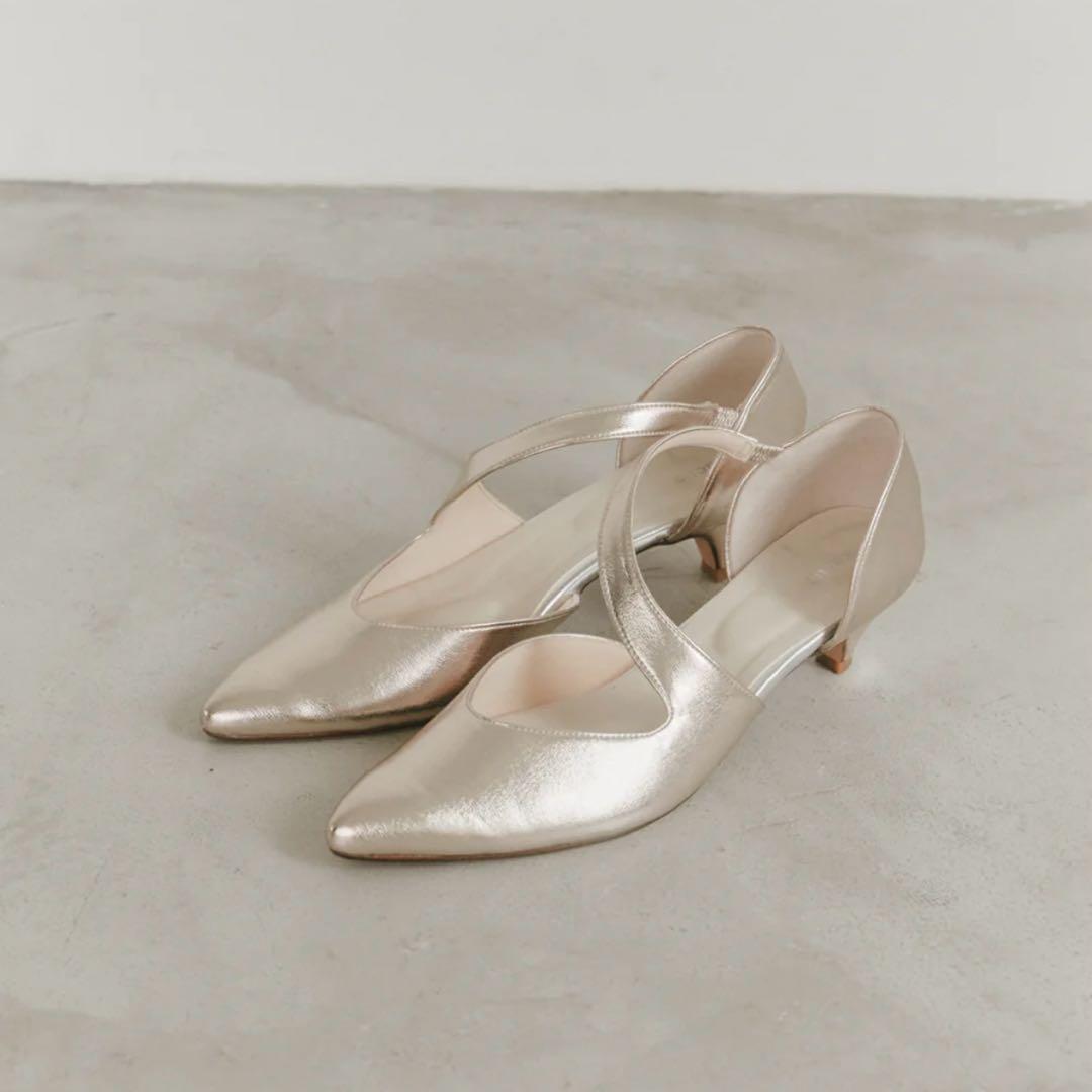 kaene 24cm アシメストラップパンプス ピンク