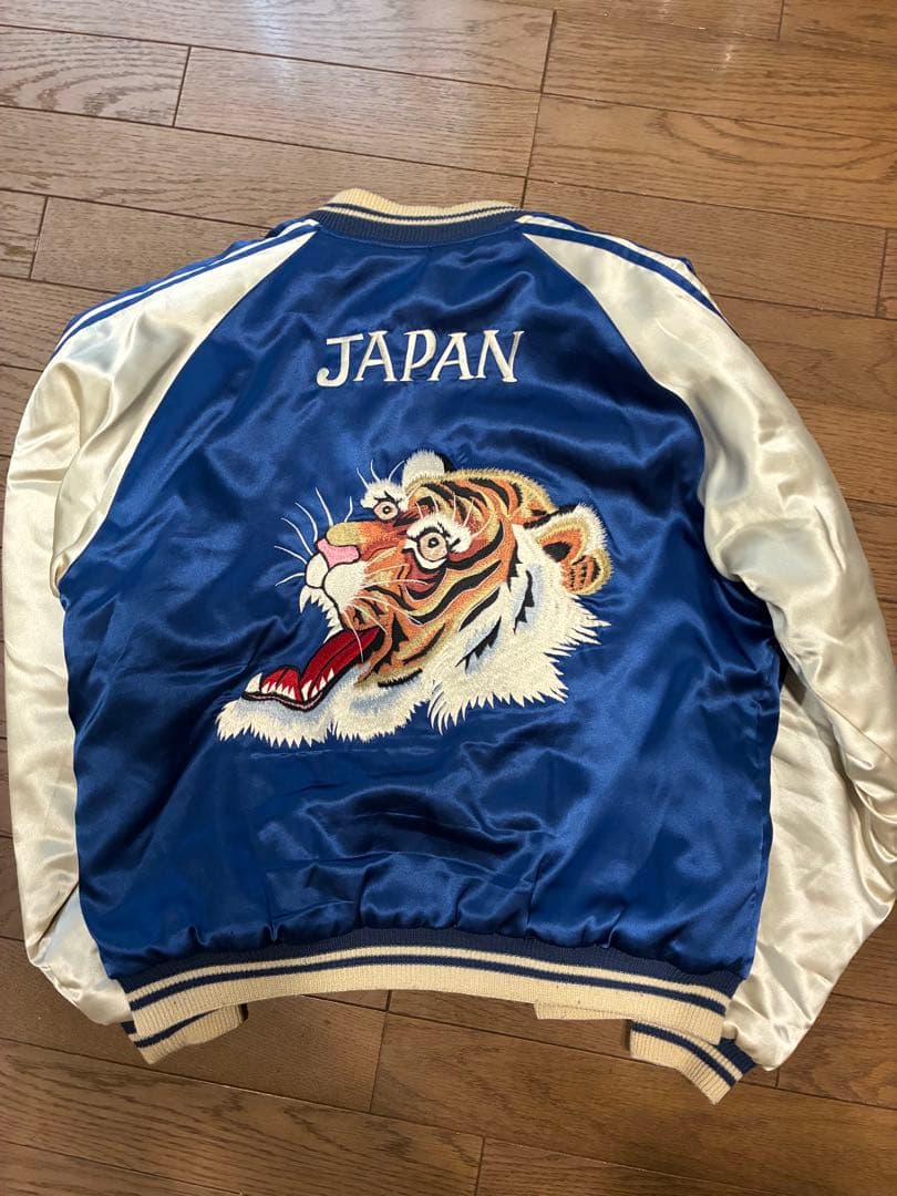 スカジャン　テーラー東洋　虎X鷹　M18426 中古L 激レア TAILOR TOYO スカジャン リバーシブル 虎×鷹 JAPAN M18426