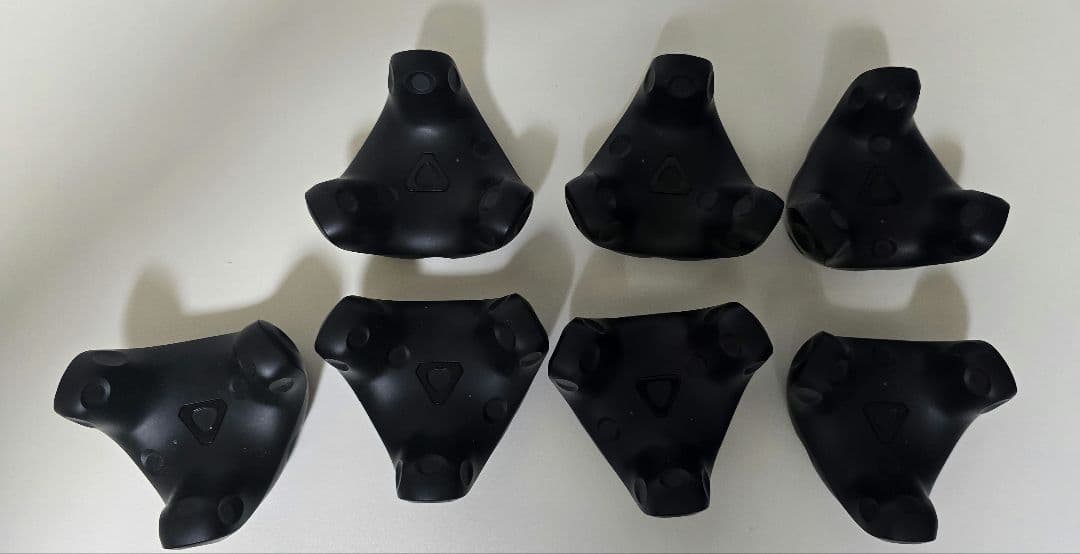 VIVEトラッカー3.0 7個 + ベースステーション2.0 3個