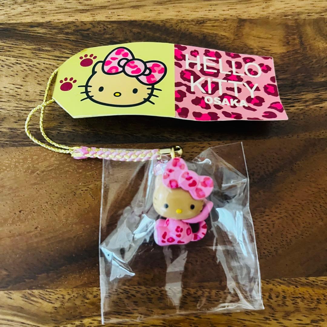 ☆新品☆大阪限定ハローキティ ヒョウ柄日焼けキティストラップ - メルカリ