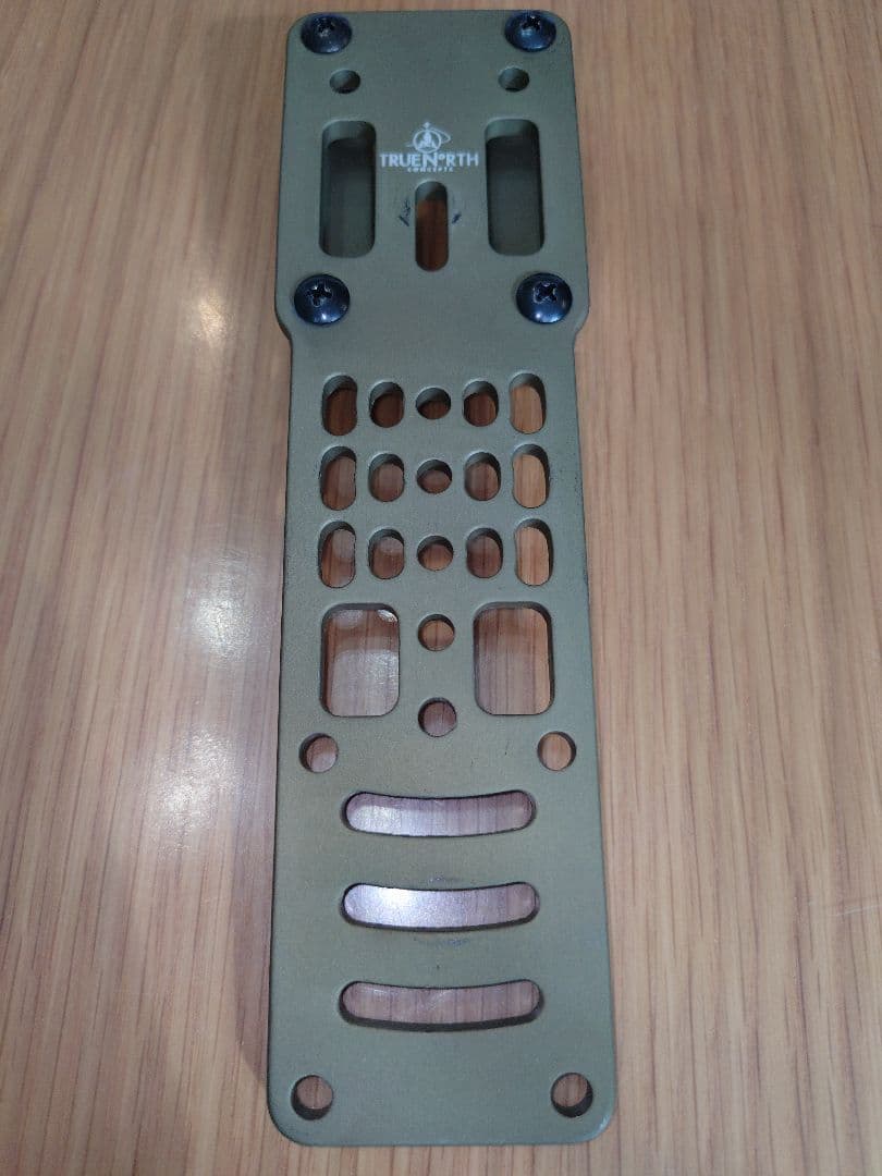 ゆ*ん様 TRUE NORTH CONCEPTS MHA 実物 中古