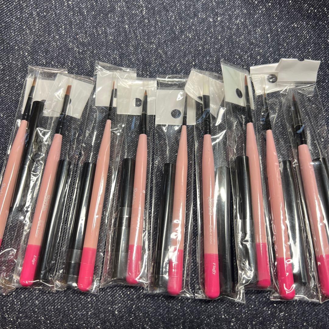 限定値引きBarbieの限定生産ジェルブラシ新品9本SET